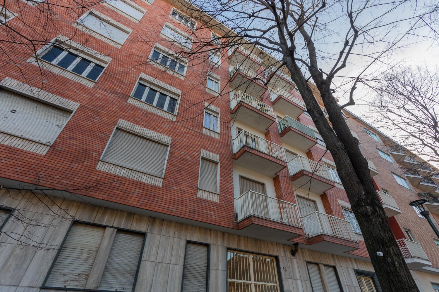Monte Grappa Apartment By Wonderful Italy Turin Exterior photo